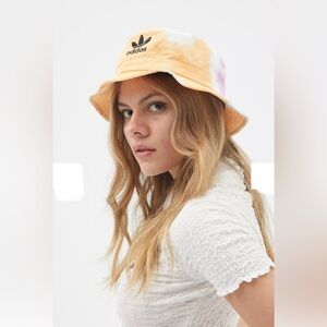 Adidas Originals Color Wash Bucket Hat